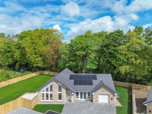 Photo 17- click for photo gallery